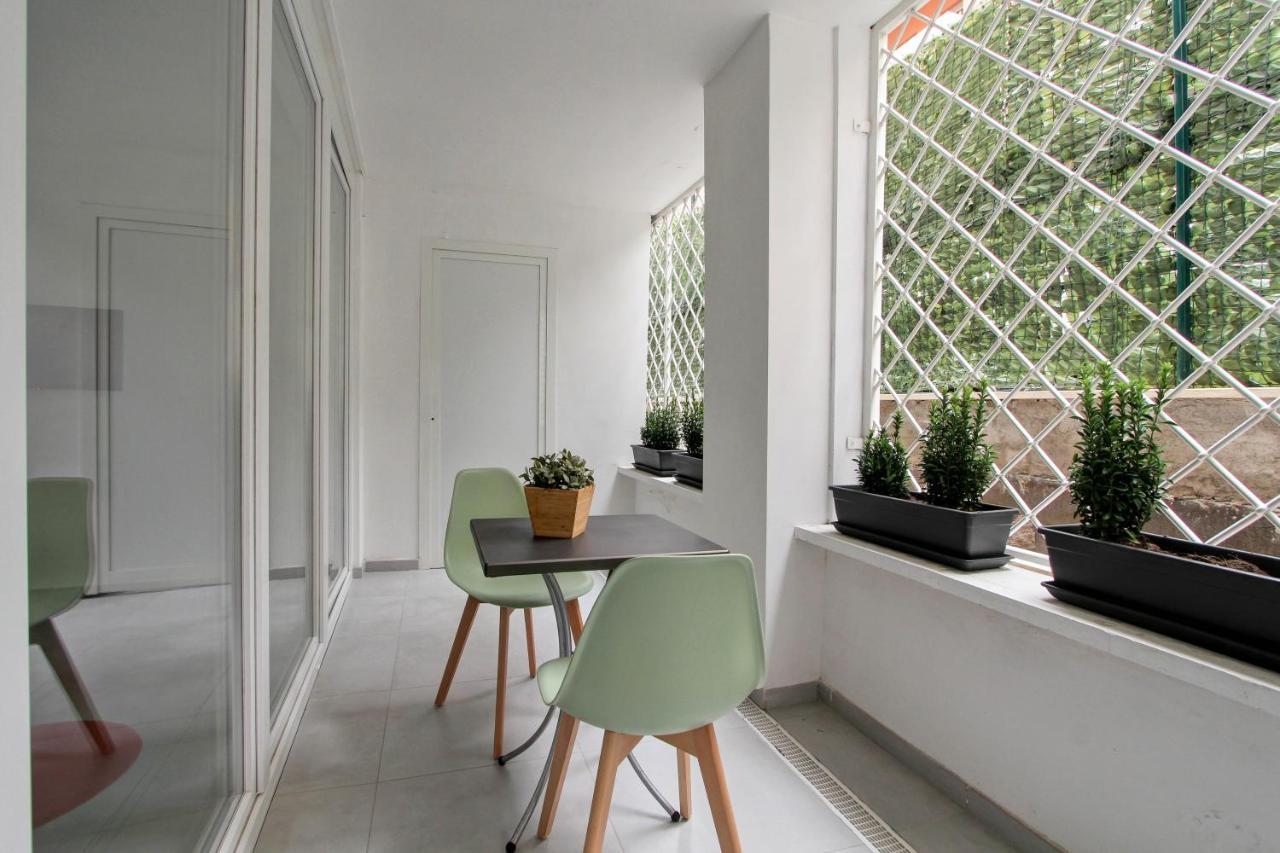 Camera Familiare con Balcone