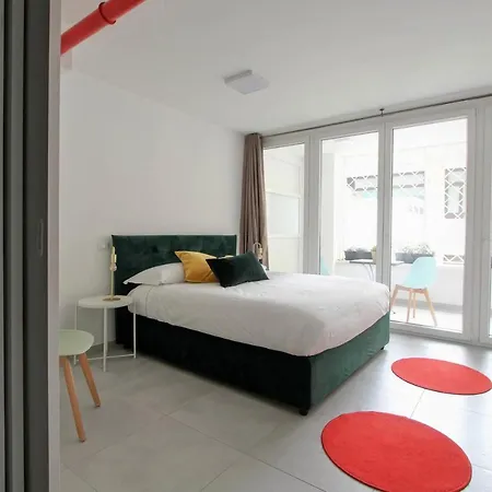 Vatican Loft - Rooms & Apartments-3
